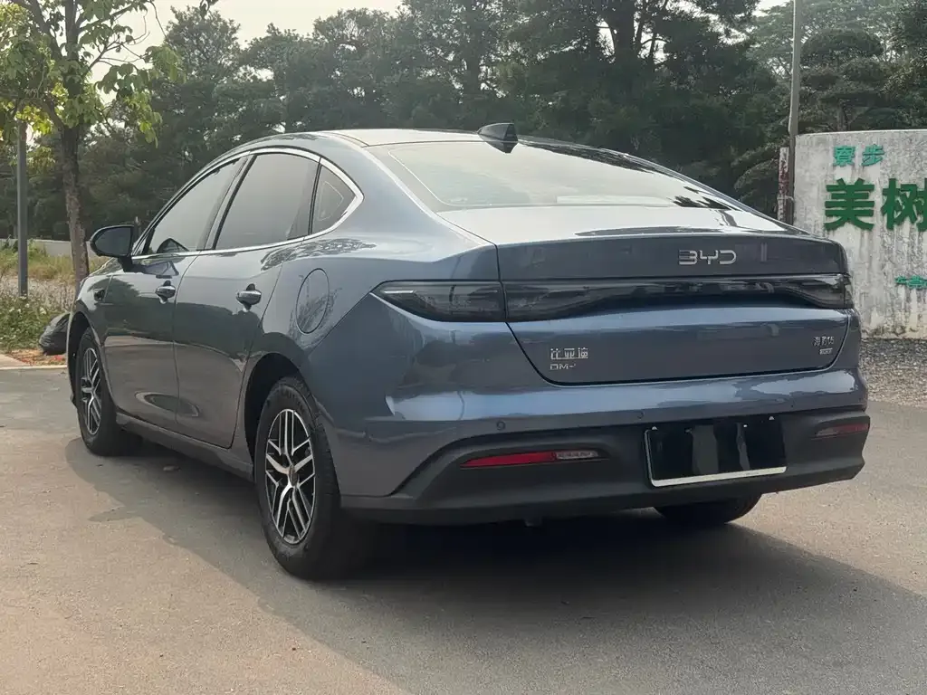 BYD Seal 05 DM-i — фото 9