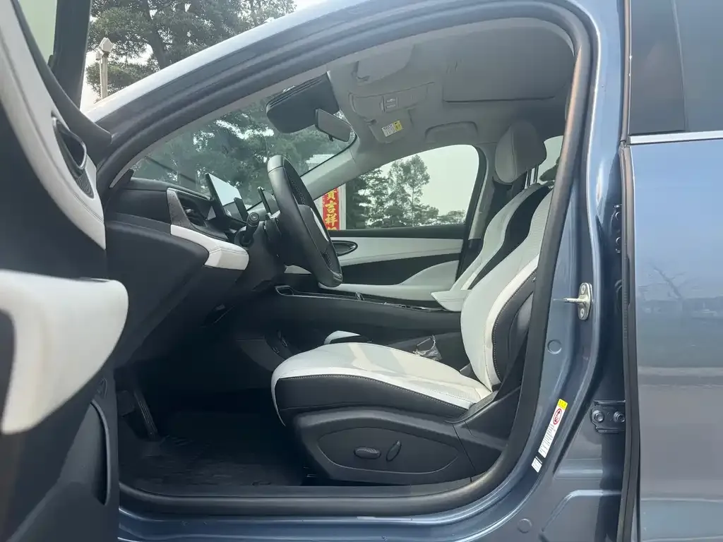 BYD Seal 05 DM-i — фото 2