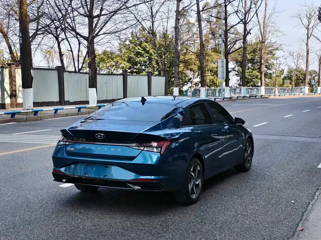 Hyundai Elantra 2022 из CN, фото 6
