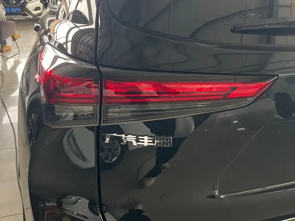 Toyota Highlander 2024 из CN, фото 3