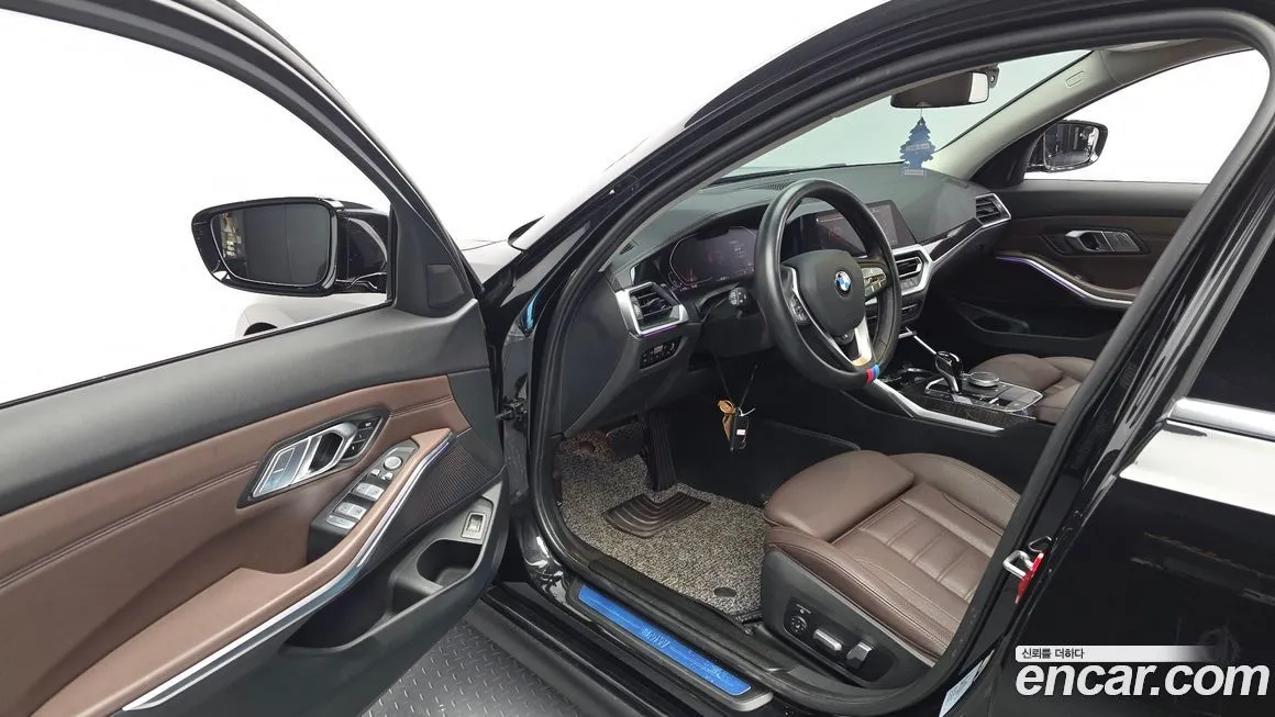 BMW 3-Series 2022 из KR, фото 7