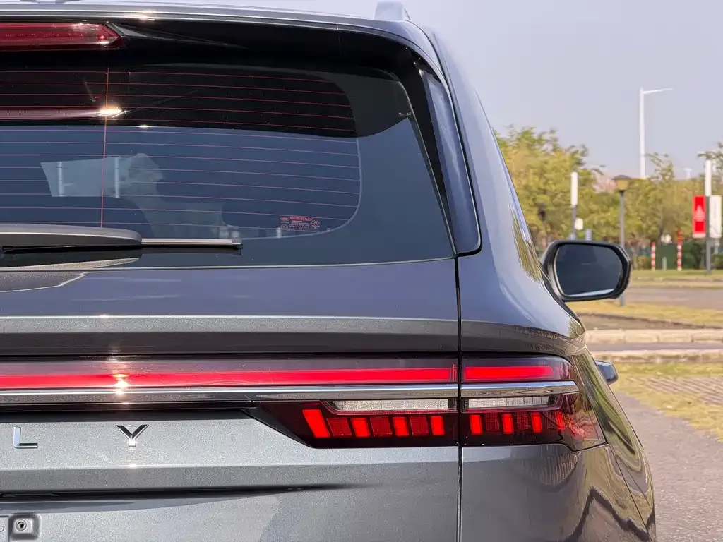 Geely Xingyue L 2024 из CN, фото 3