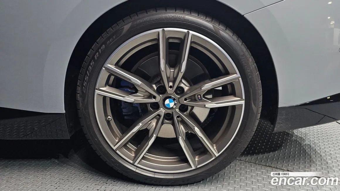 BMW 2-Series 2023 из KR, фото 2