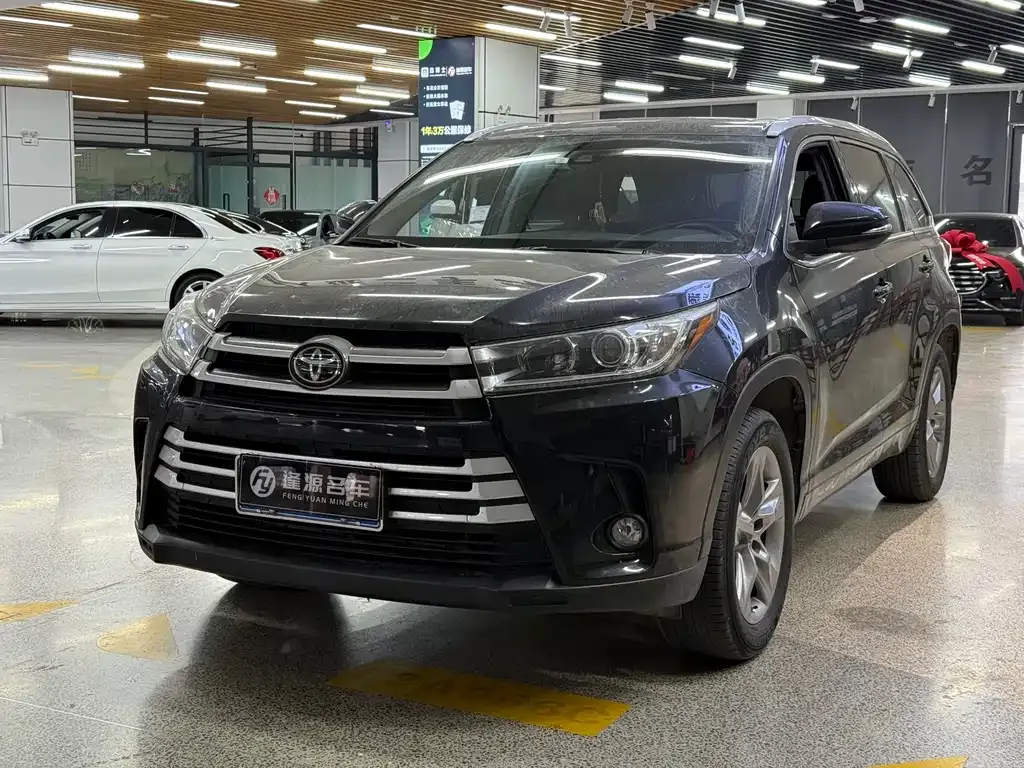 Toyota Highlander 2021 из CN, фото 1