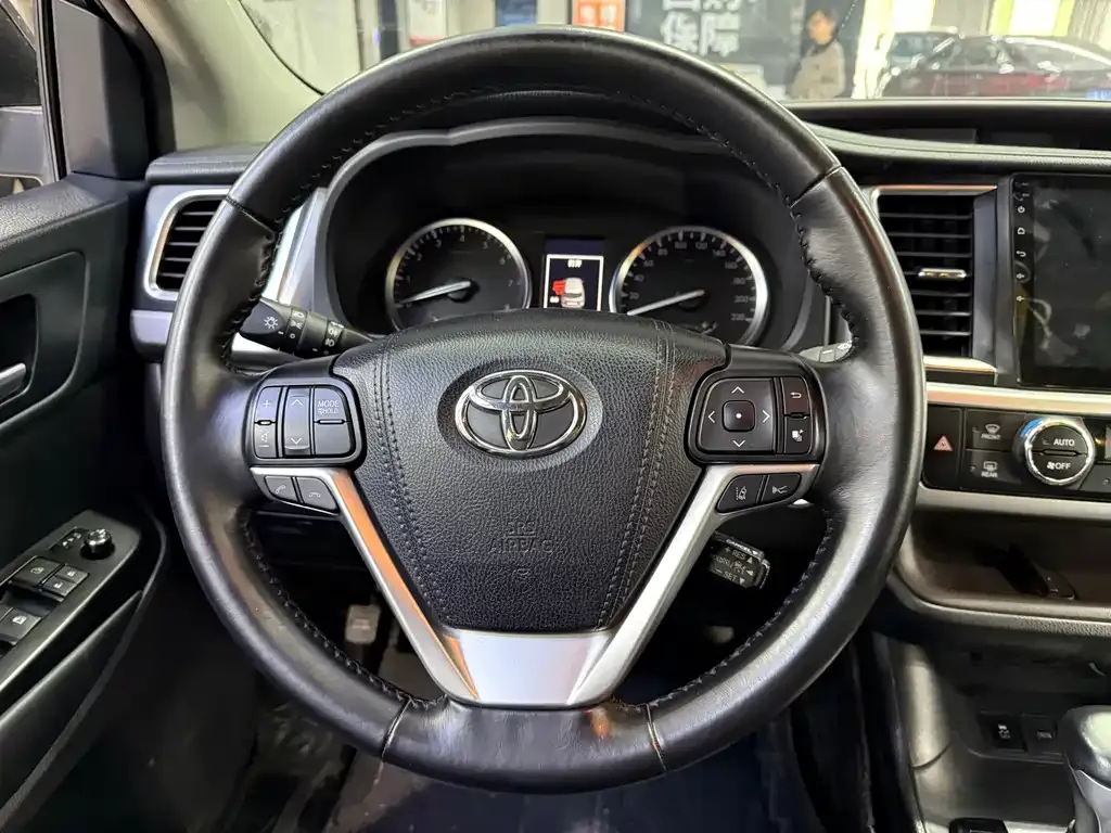 Toyota Highlander 2021 из CN, фото 9