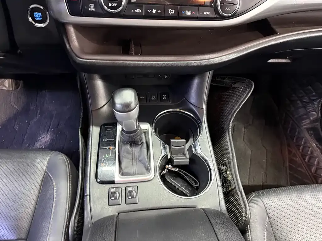 Toyota Highlander 2021 из CN, фото 5
