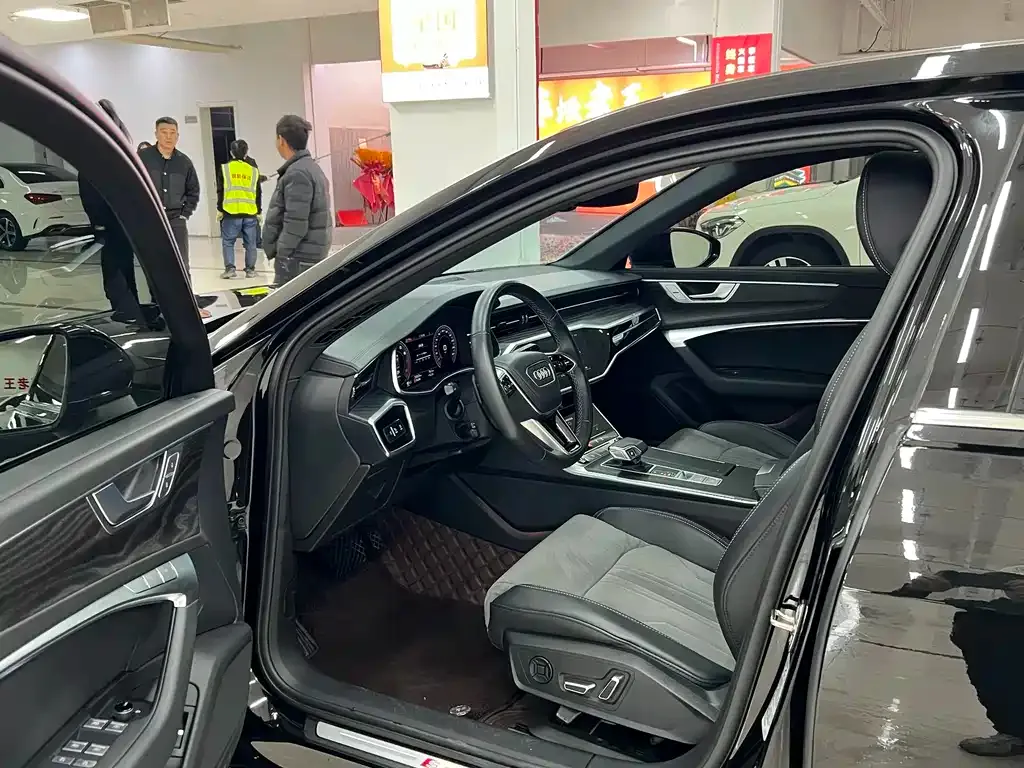 Audi A6L 2024 из CN, фото 7