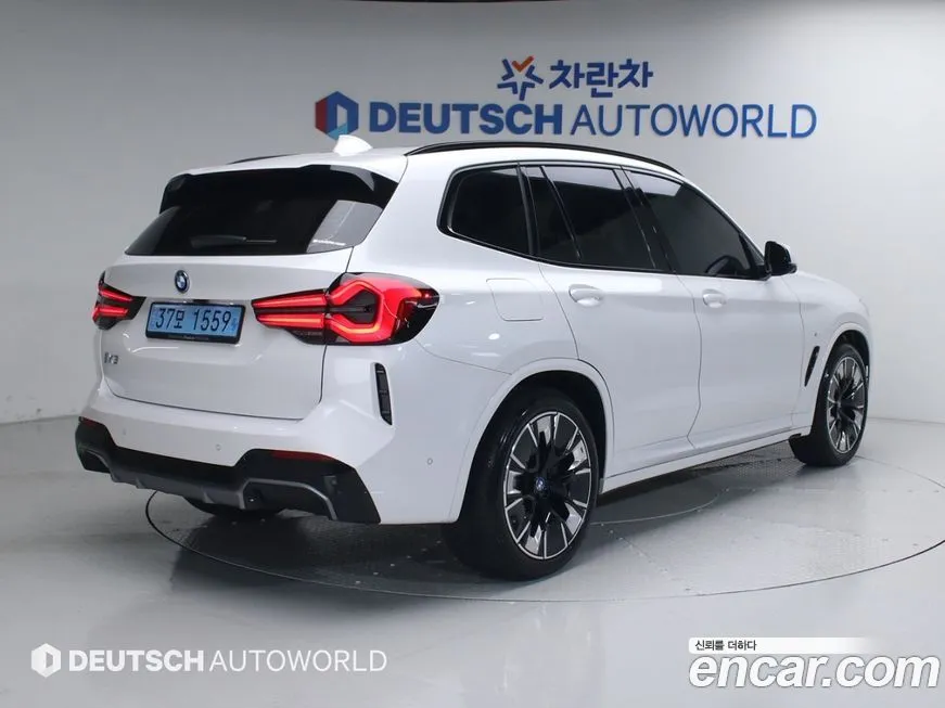 BMW iX3 2025 из KR, фото 8