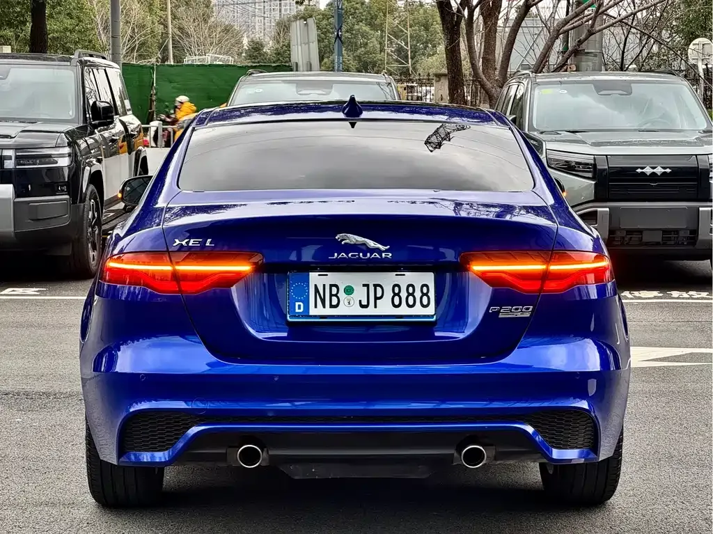 Jaguar XEL — фото 8