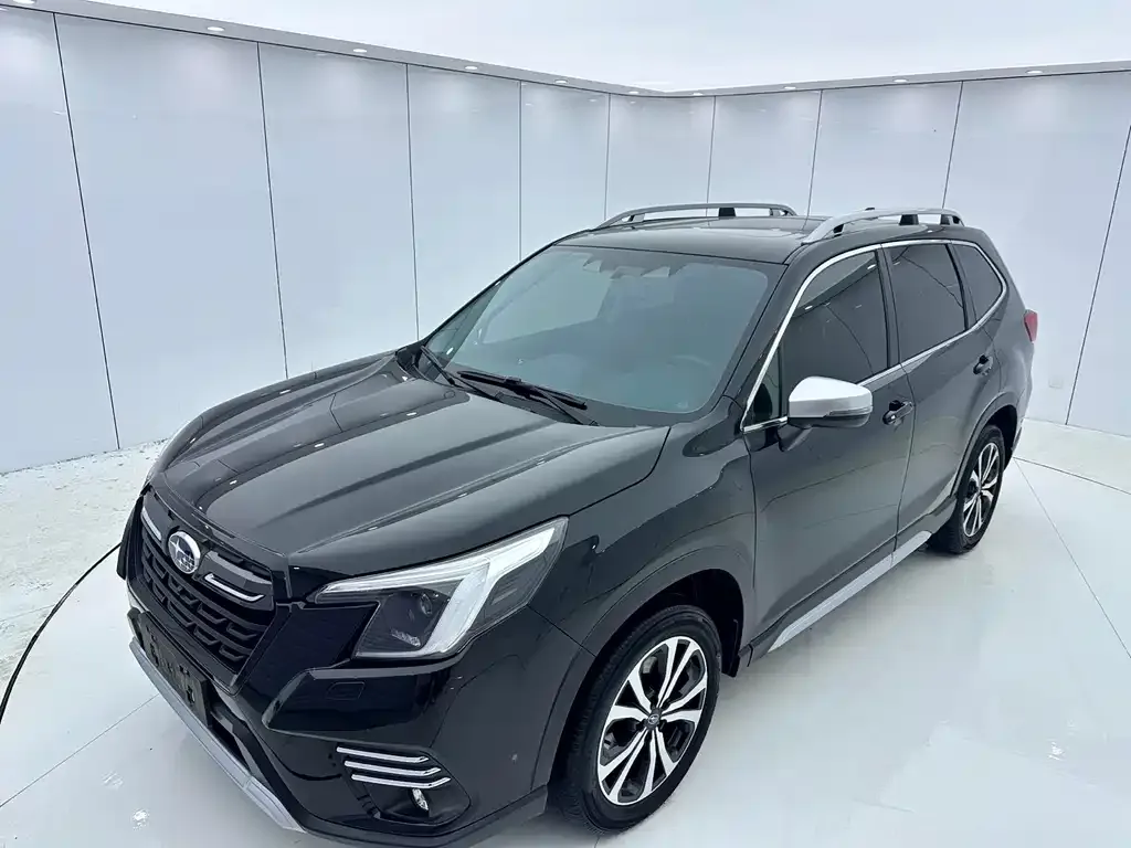 Subaru Forester 2022 из CN, фото 1