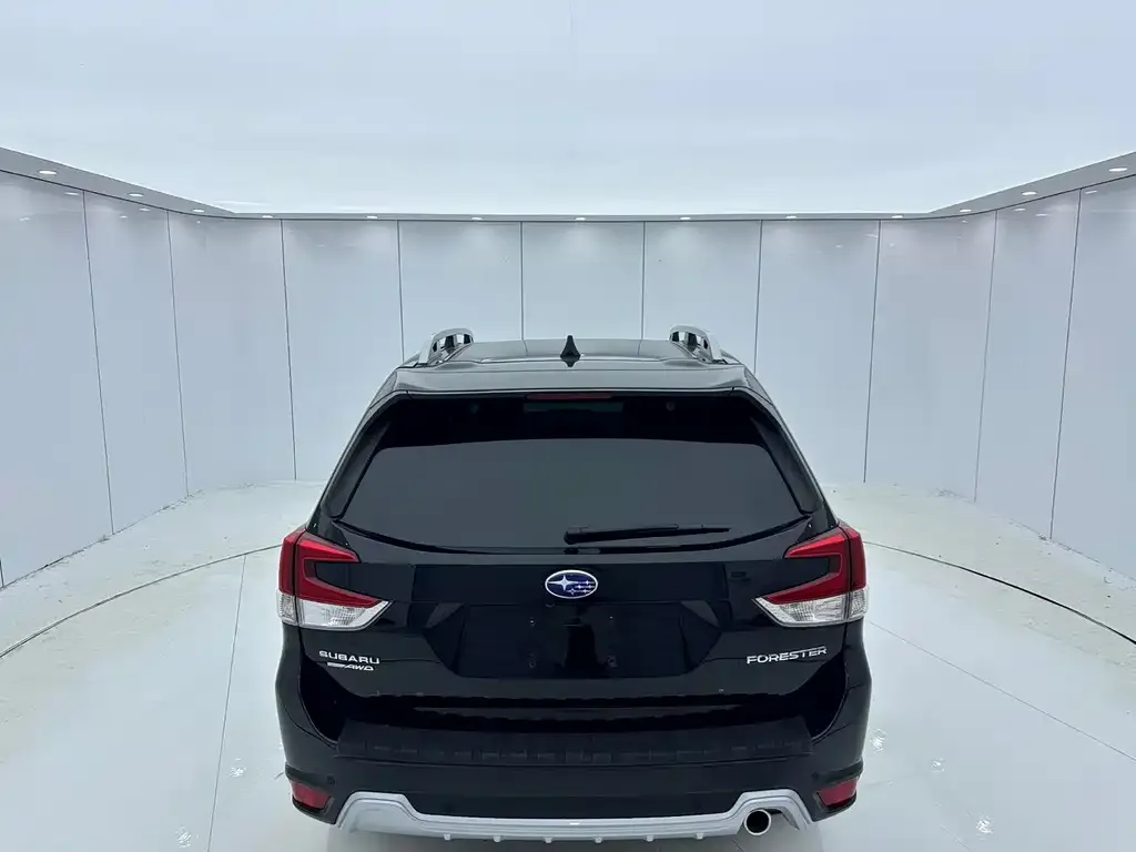 Subaru Forester 2022 из CN, фото 4