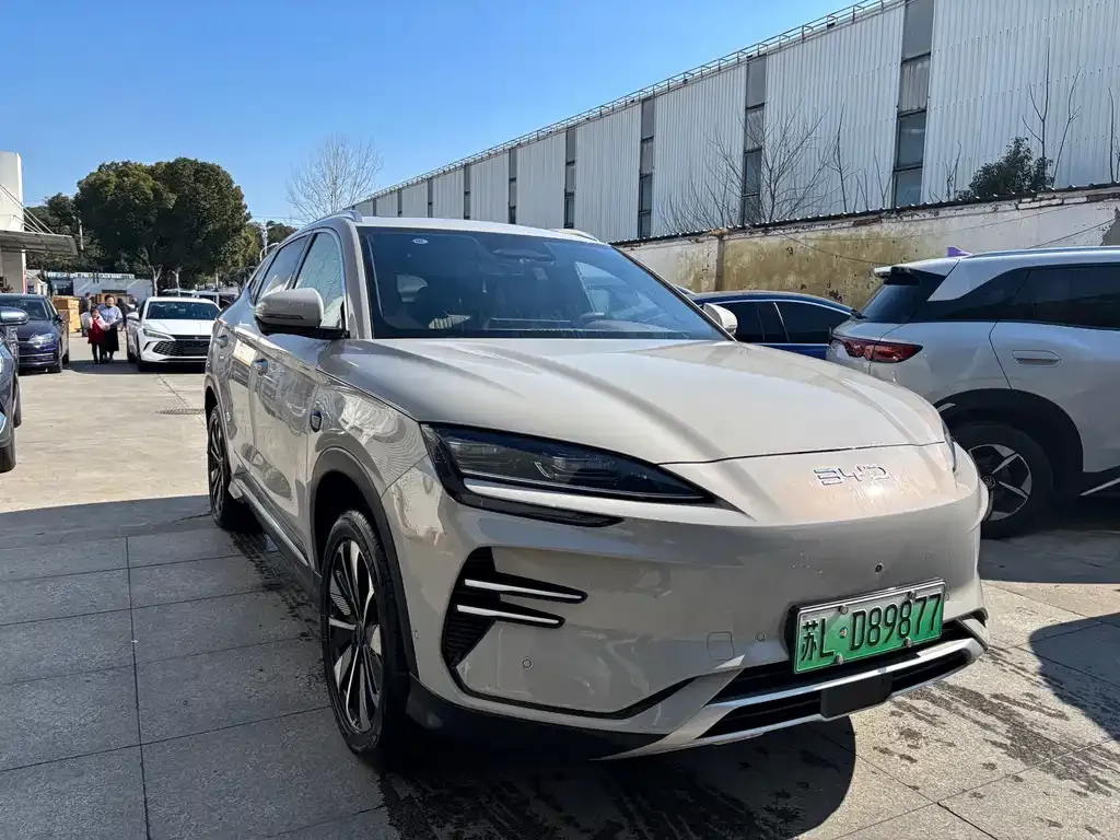 BYD PLUS New Energy — фото 6