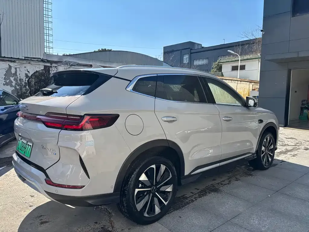 BYD PLUS New Energy — фото 7