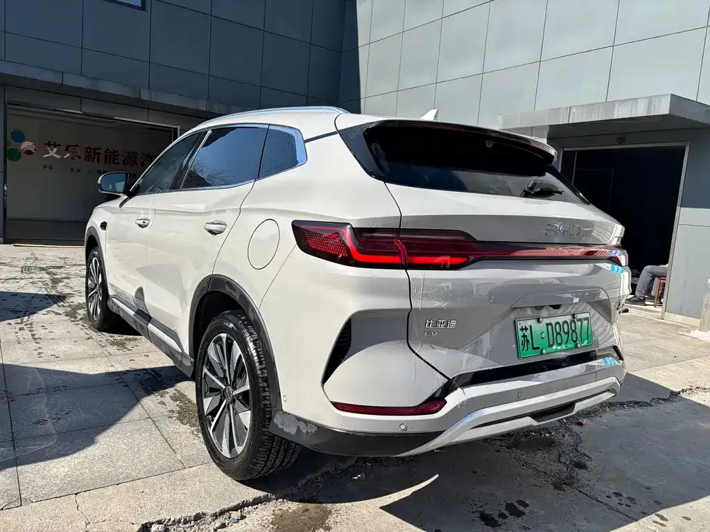 BYD PLUS New Energy — фото 9