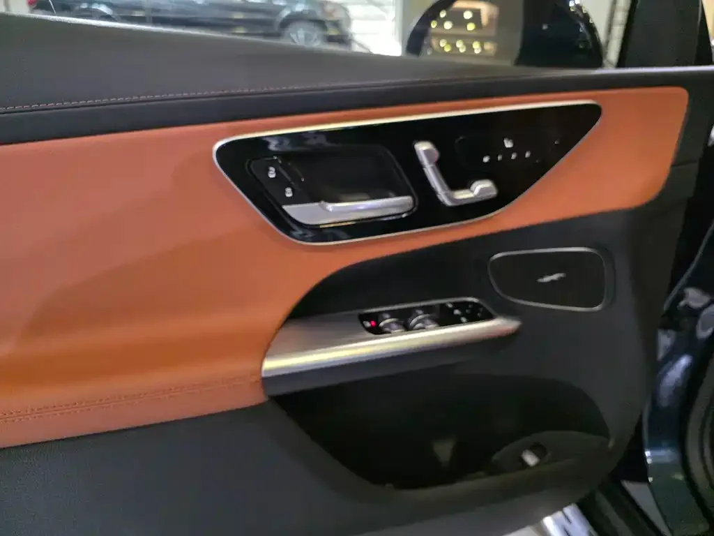 Mercedes-Benz GLC 2023 из CN, фото 6