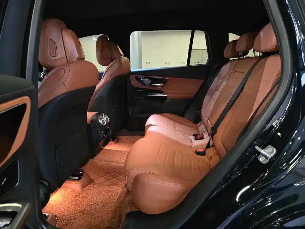 Mercedes-Benz GLC 2023 из CN, фото 4