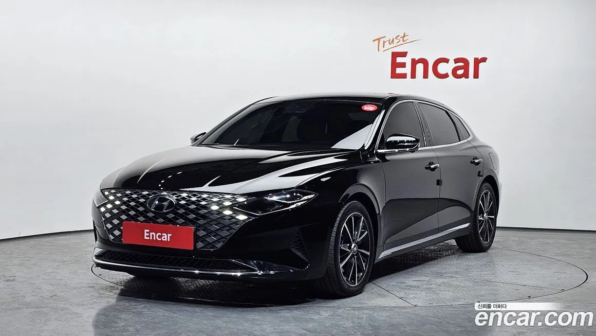 Hyundai Grandeur — фото 1