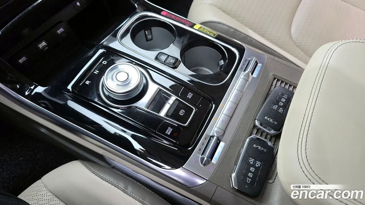 Kia Carnival — фото 2