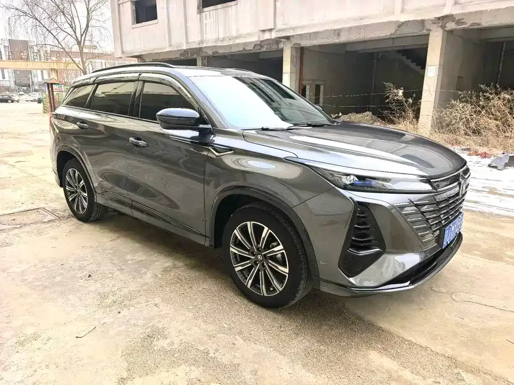 Changan CS75PLUS — фото 9