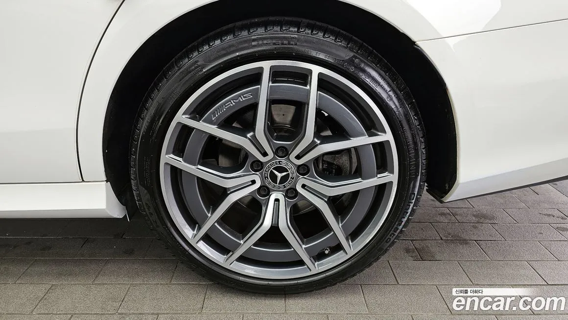 Mercedes-Benz E-Class 2021 из KR, фото 4