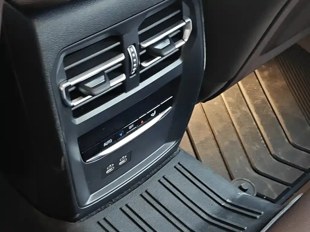 BMW 3 Series — фото 10