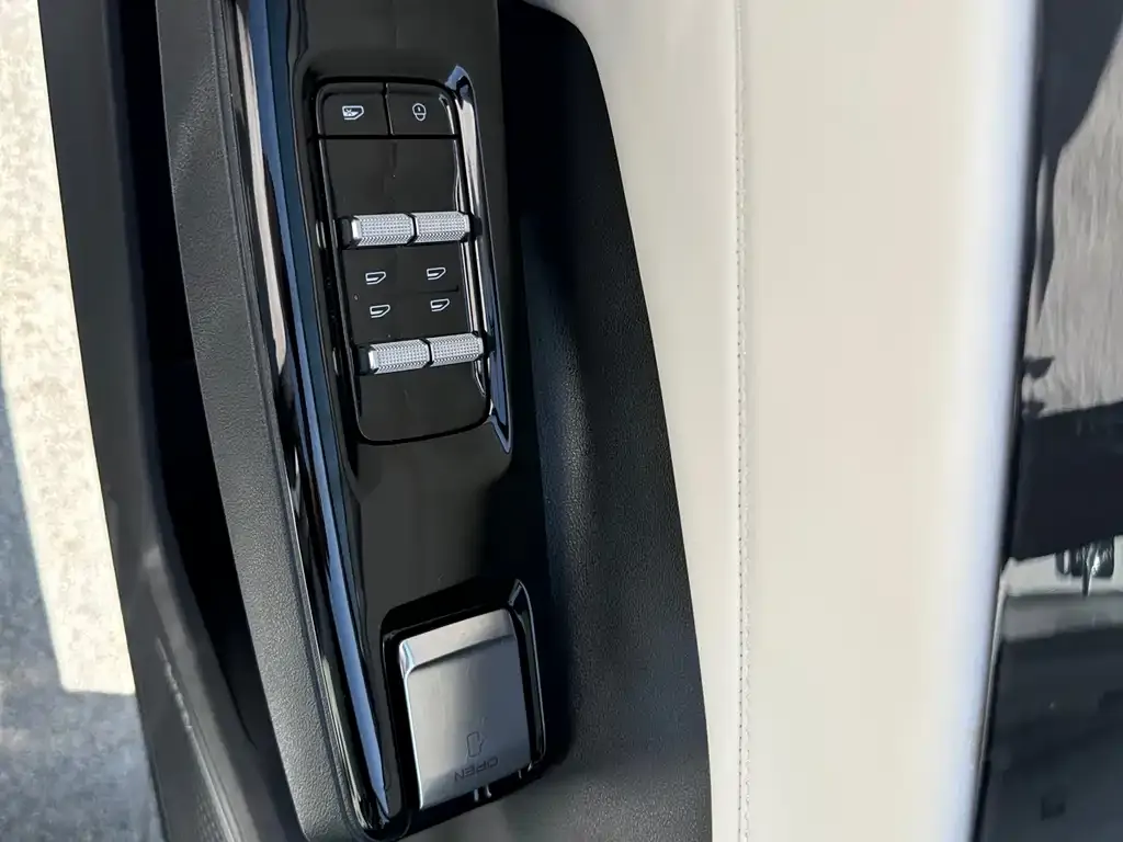 Geely Galaxy L7 2024 из CN, фото 3