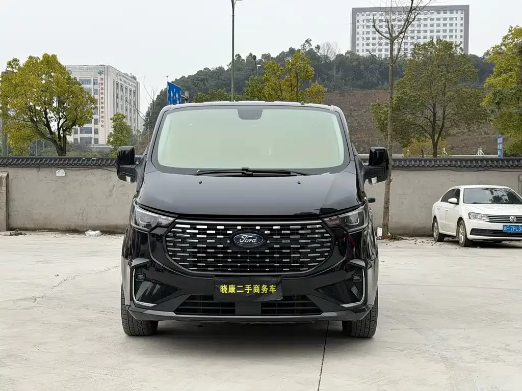 Ford Tourneo 2023 из CN, фото 5