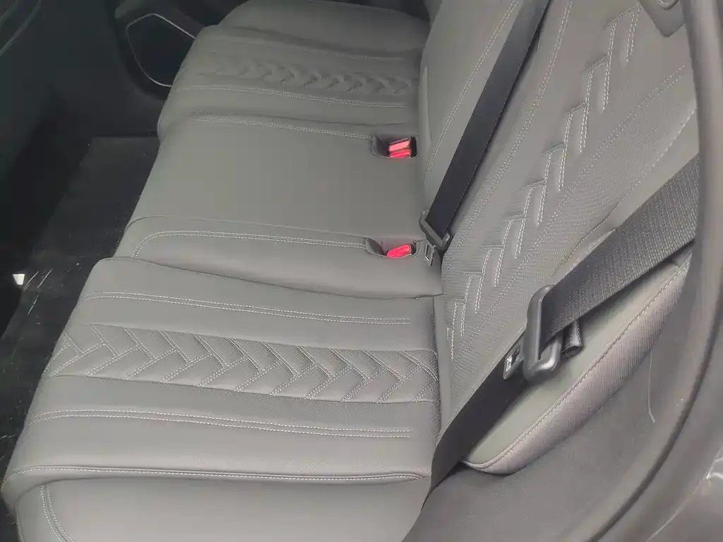 BYD L DM-i 2025 из CN, фото 7