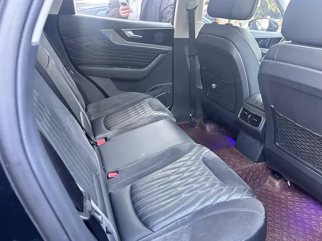 Hongqi HS5 2023 из CN, фото 9