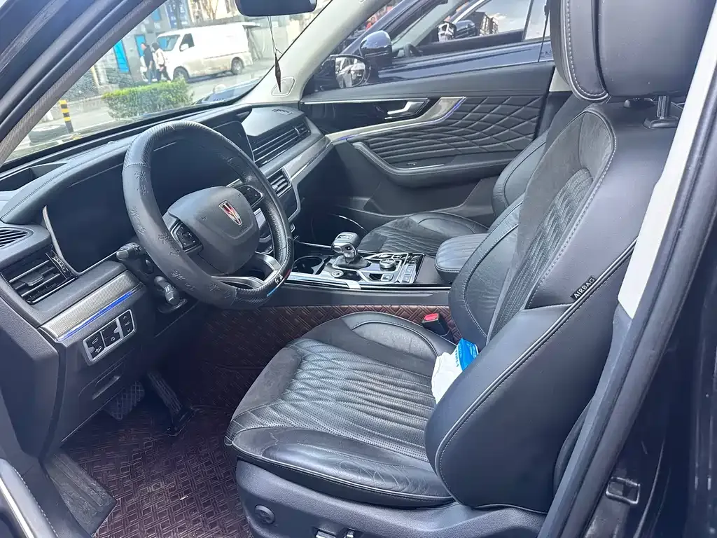 Hongqi HS5 2023 из CN, фото 3