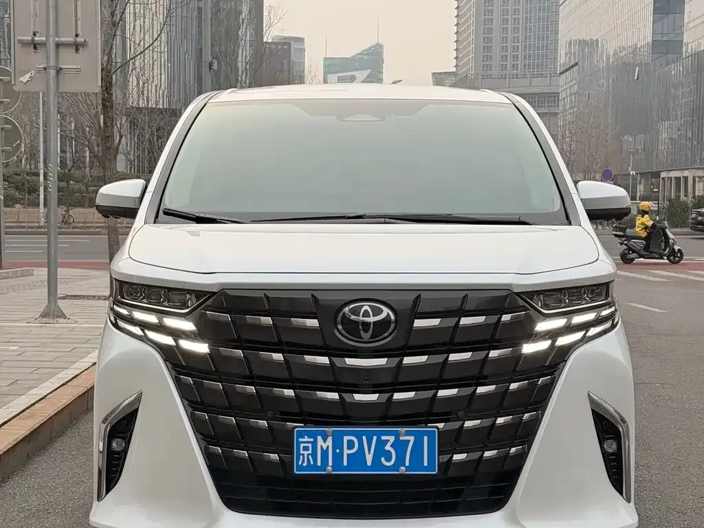 Toyota Alphard 2024 из CN, фото 4