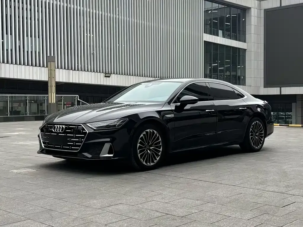 Audi A7L