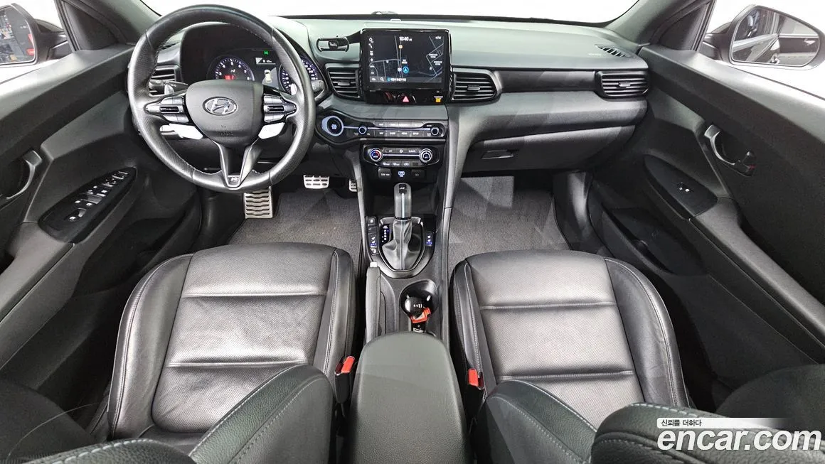 Hyundai Veloster — фото 2