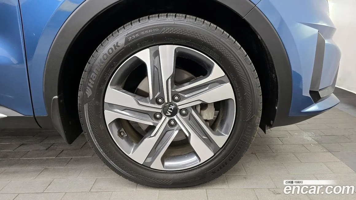 Kia Sorento — фото 9
