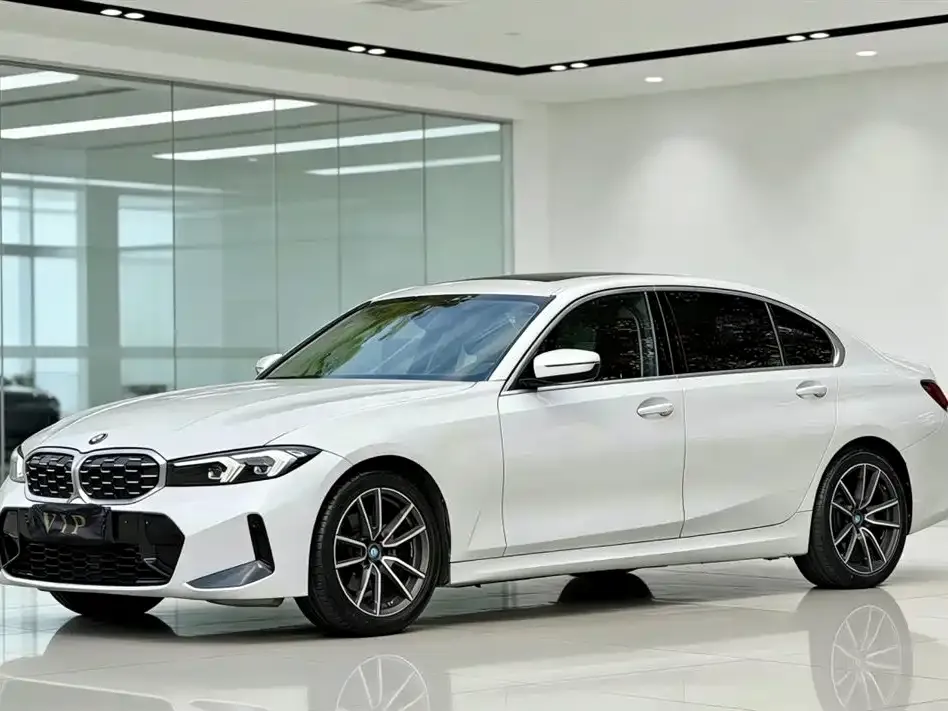 BMW 3 Series — фото 1
