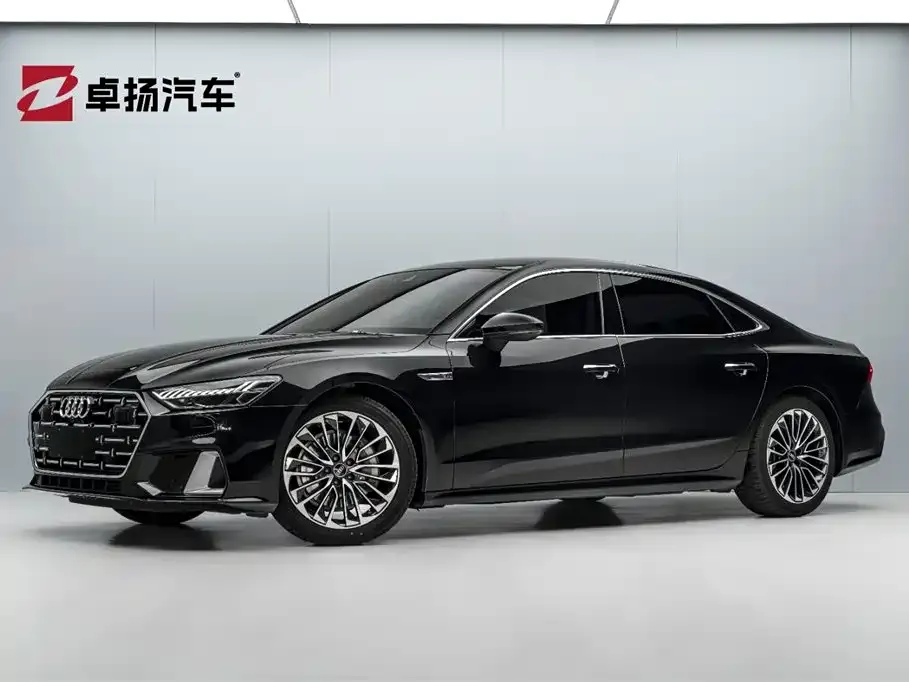 Audi A7L — фото 1