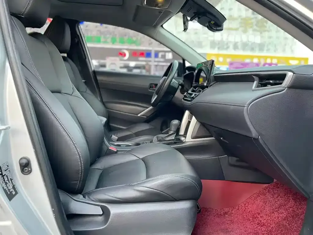 Toyota Frontlander 2023 из CN, фото 4