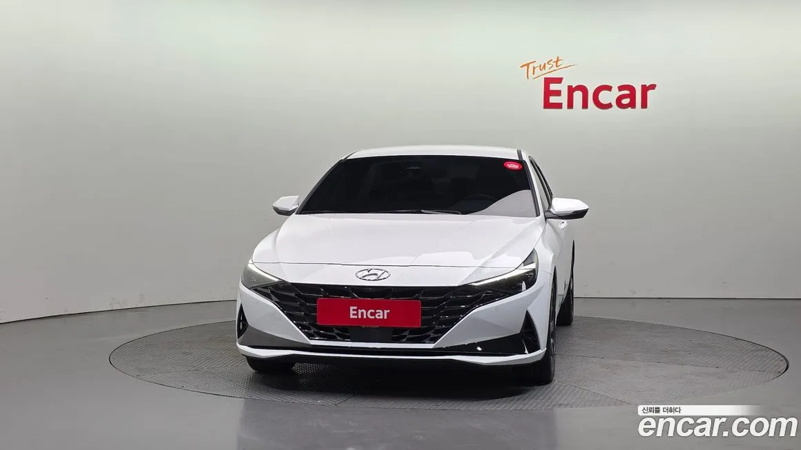 Hyundai AVANTE — фото 3