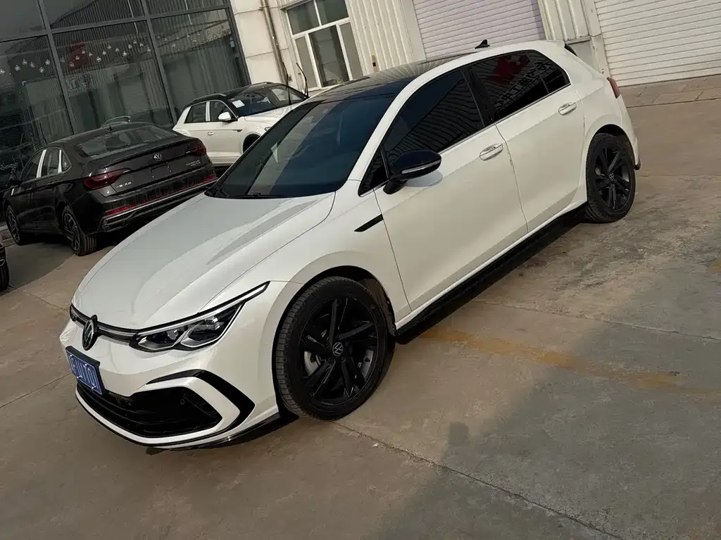 Volkswagen Golf 2022 из CN, фото 1