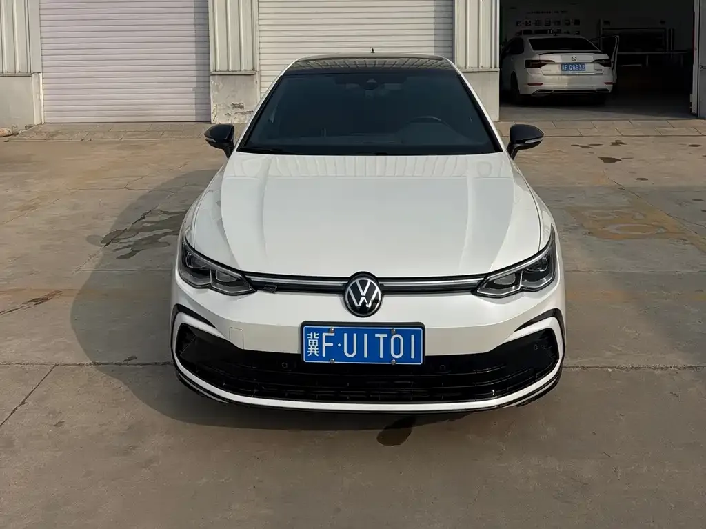 Volkswagen Golf 2022 из CN, фото 6