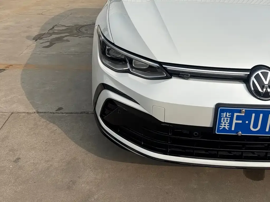 Volkswagen Golf 2022 из CN, фото 3