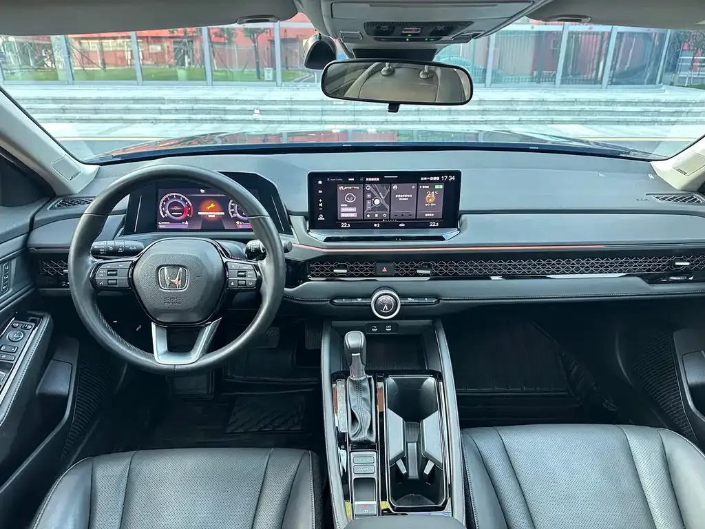 Honda Accord — фото 9