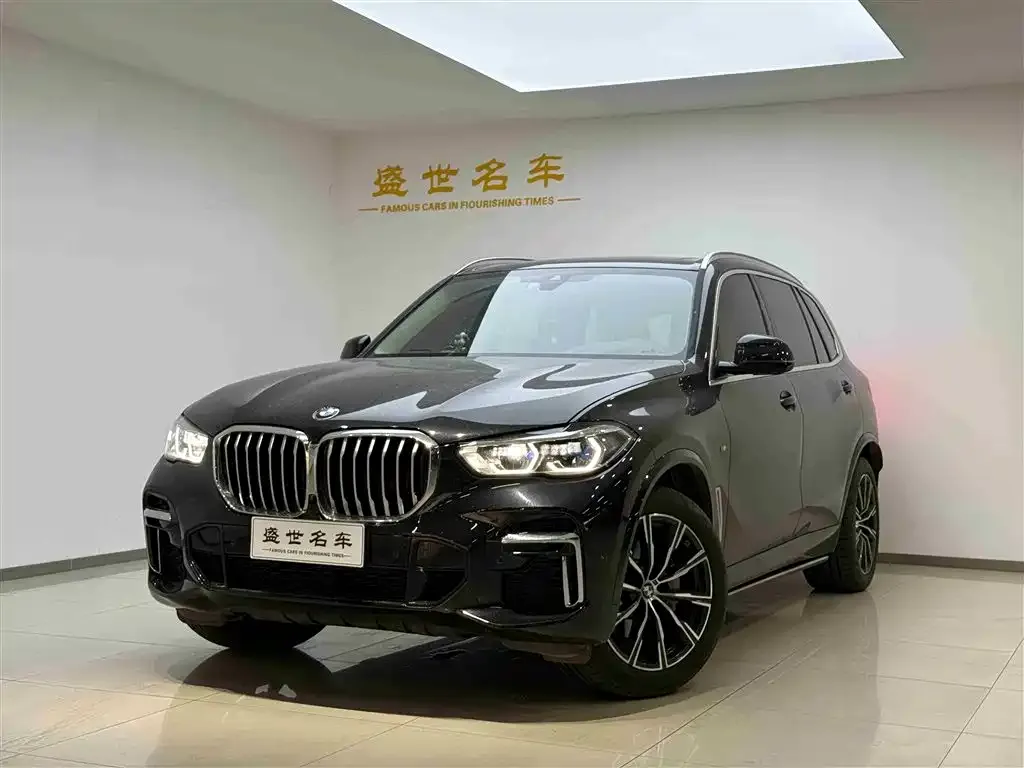 BMW X5 — фото 1