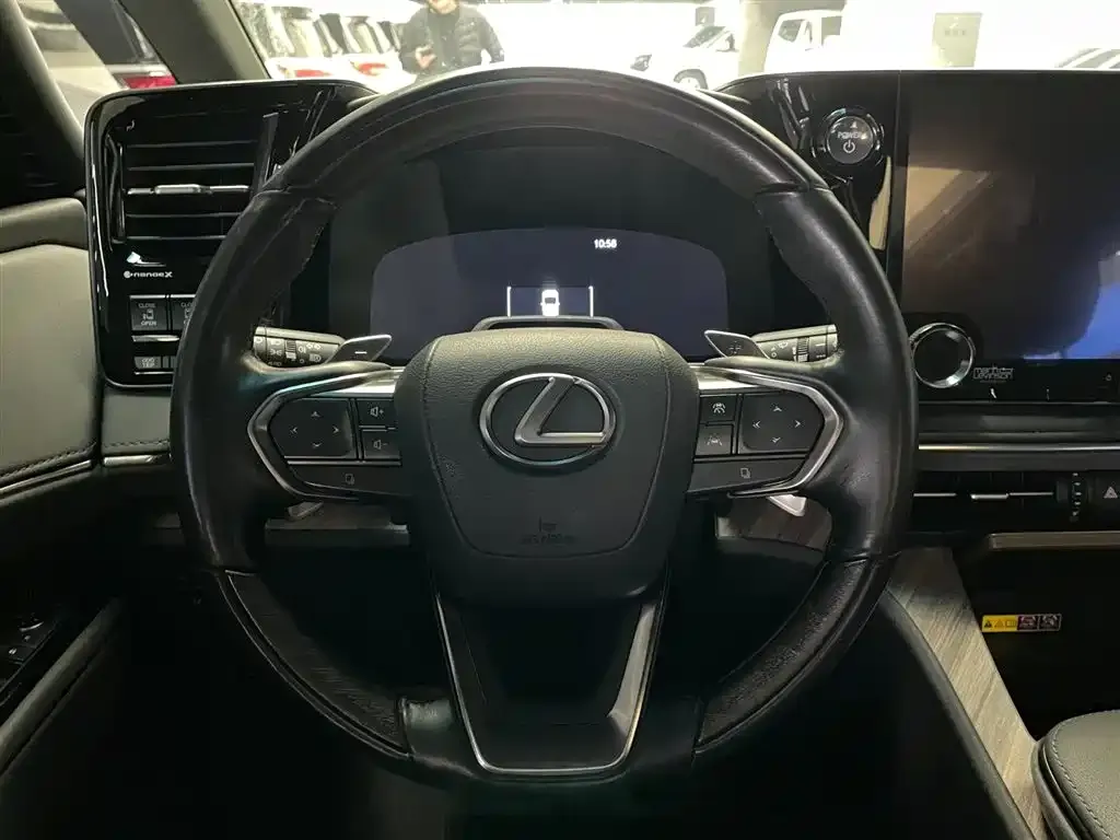 Lexus LM 2024 из CN, фото 3