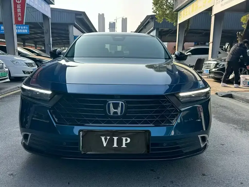 Honda Accord — фото 4