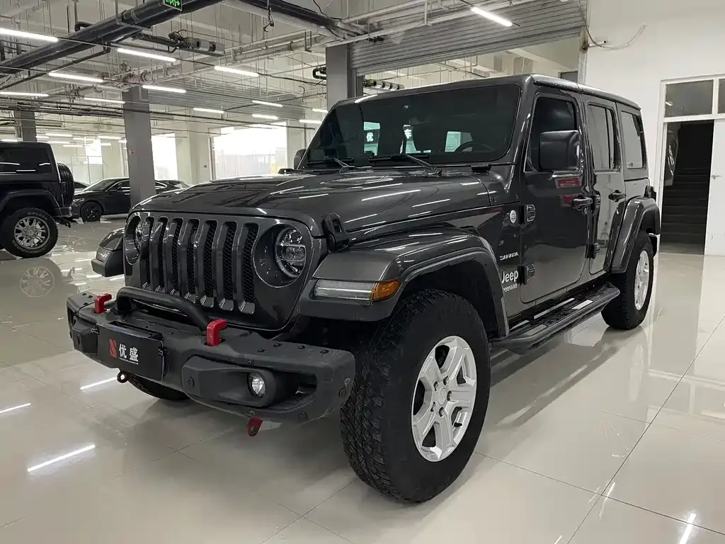 Jeep Wrangler 2021 из CN, фото 1