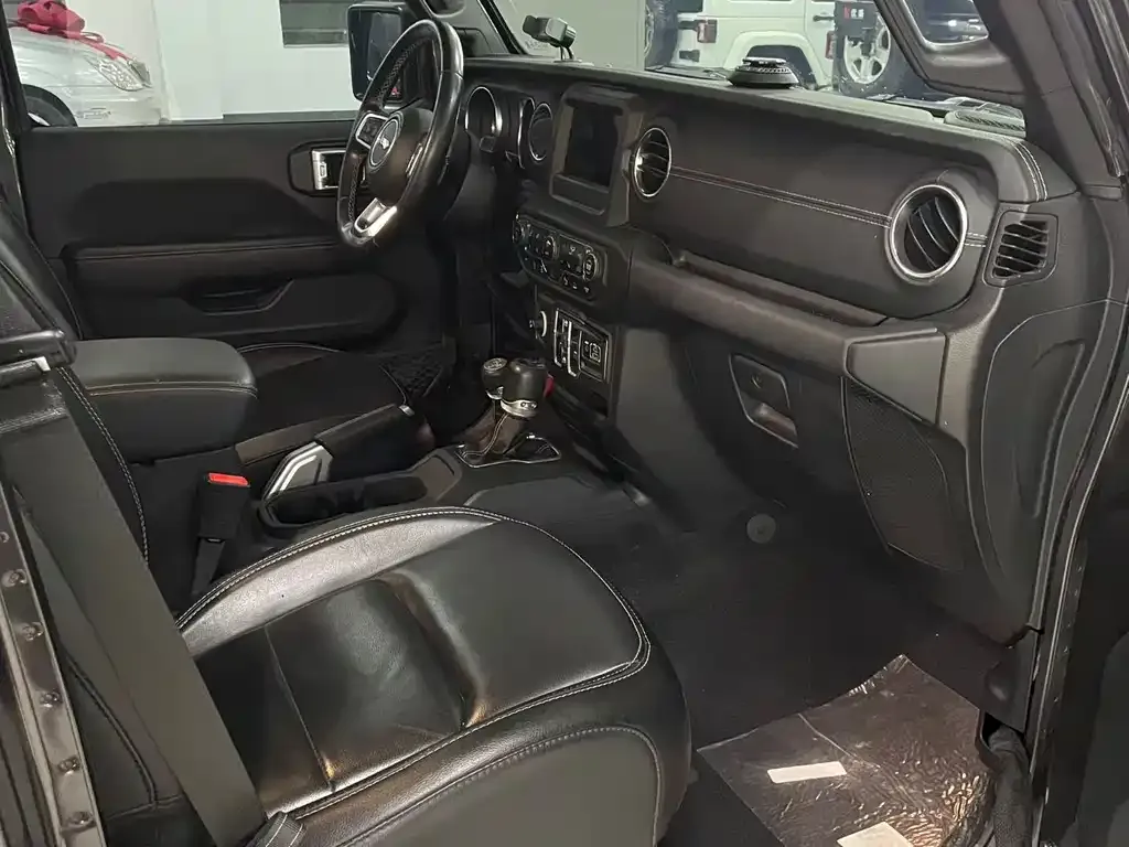 Jeep Wrangler 2021 из CN, фото 3