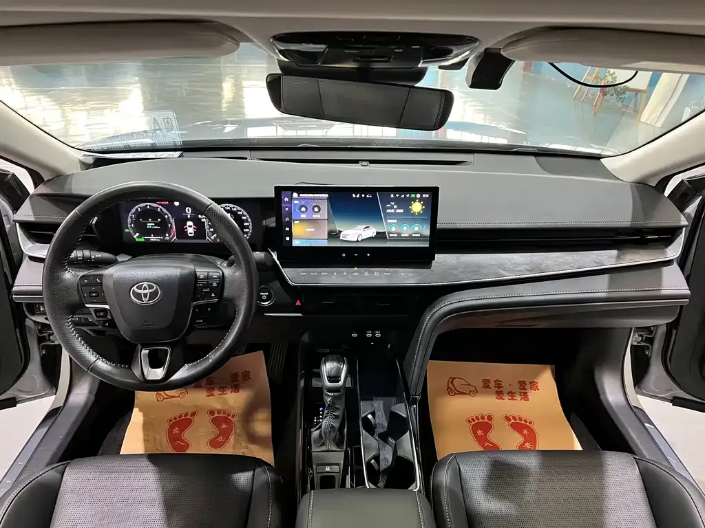 Toyota Camry 2024 из CN, фото 7