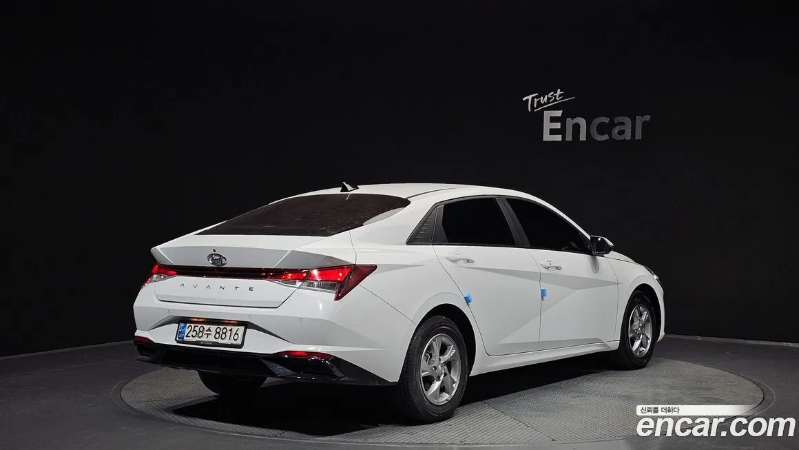 Hyundai AVANTE — фото 6