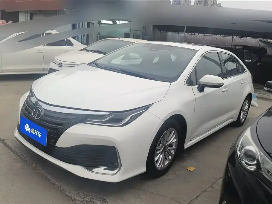 Toyota Allion — фото 1